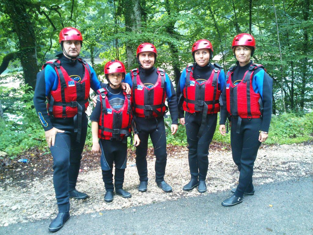 Rafting Camp Tara Center Tri Vodenice Bastasi Zewnętrze zdjęcie
